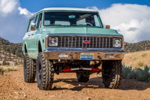 1971 Chevy Suburban With 6.0L Engine